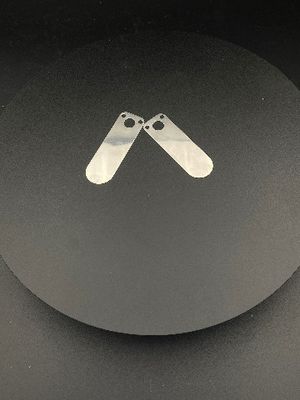 Personalize as peças de carimbo de aço inoxidável de acordo com desenhos e placa da válvula das amostras