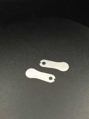 Os fabricantes chineses fornecem o hardware personalizado do OEM que carimba a placa da válvula