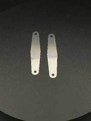 A válvula de aço inoxidável do compressor do metal chapeia a superfície lisa