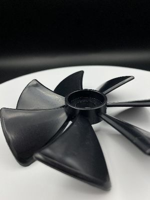 A instalação fácil de pouco peso fotovoltaico da lâmina de turbina eólica