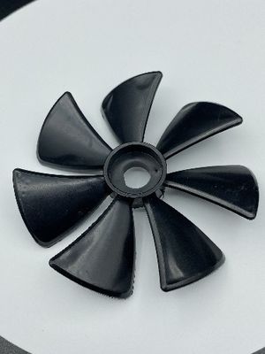 Sistema solar fotovoltaico de Xiamen China em seus produtos fotovoltaicos da cor do pedido
